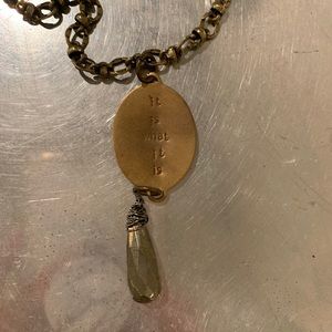 EUC Boutique Necklace